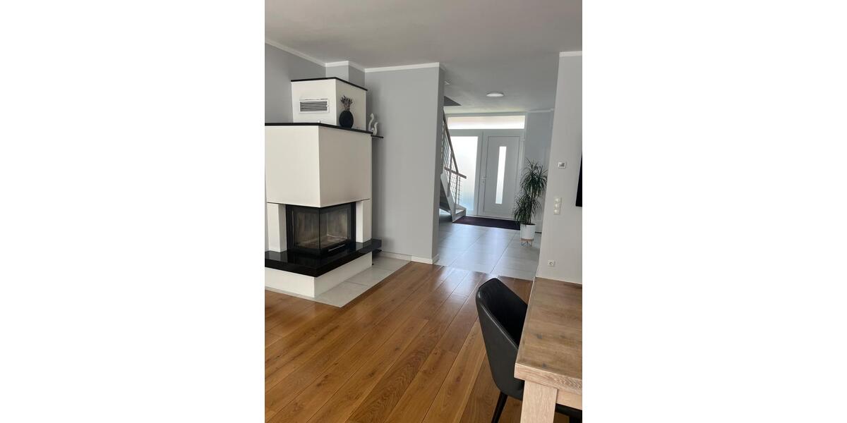 Einfamilienhaus Nauen - 6 Zimmer, 220 m&sup2;, 1.100.000&euro; | Angebot:26868315