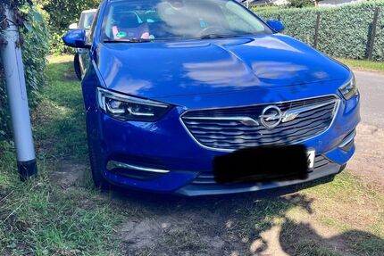 Opel Insignia 171.000 km 9.590 &euro; Hennigsdorf 16761
