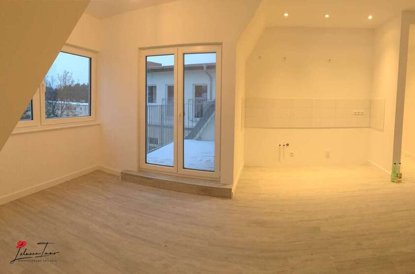 Stilvoller Dachgeschoss-Traum mit zwei Dachterrassen – bezugsfreie 2-Zimmer-Wohnung in Berlin-Grünau 2 zimmer