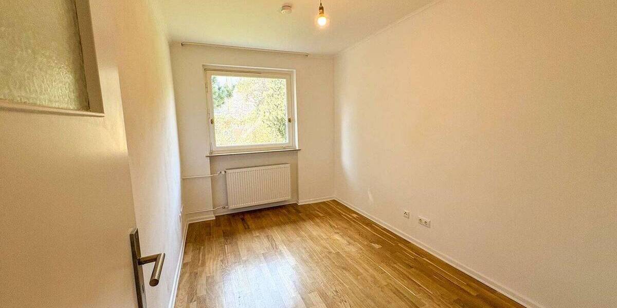 Reihenendhaus Berlin Lichtenrade - 4 Zimmer, 101 m&sup2;, 2.200&euro; | Angebot:26362135
