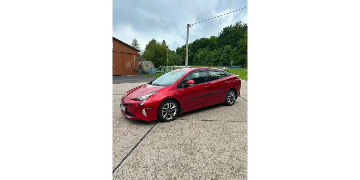 Toyota Prius 273.141 km 10.999 &euro; Berlin 10553