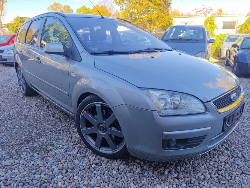 Ford Focus 144.000 km 1.950 € Berlin 10245