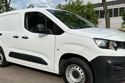 Peugeot Partner 161.000 km 8.925 &euro; Berlin 13597