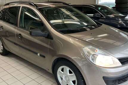 Renault Clio 113.000 km 2.990 € Berlin 12439