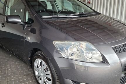 Toyota Auris 169.845 km 4.400 &euro; Berlin 12277
