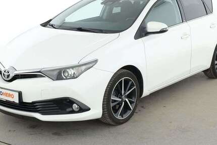 Toyota Auris 109.303 km 12.280 &euro; Berlin 14059