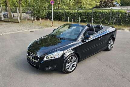 Volvo C70 61.700 km 22.500 &euro; Berlin 10709