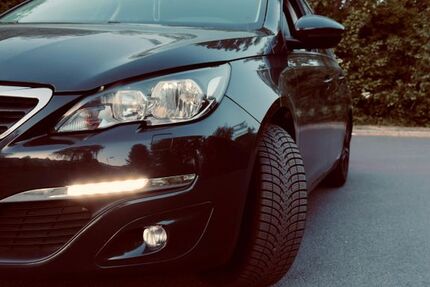 Peugeot 308 105.000 km 6.699 € Berlin 12349