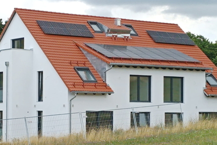 **Abverkauf !! Nur noch 1-Wohnung !!! 2 Zi. mit Terasse und Gartenanteil-Neubau **