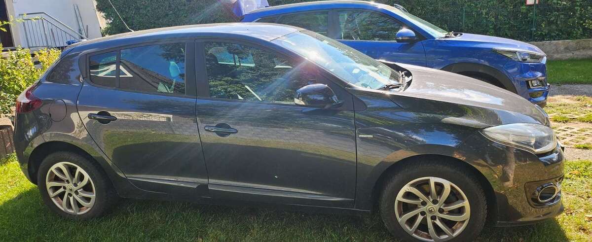 Renault Megane 86.531 km 5.800 € Berlin 12347