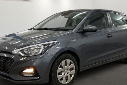 Hyundai i20 140.071 km 6.199 &euro; Berlin 12681