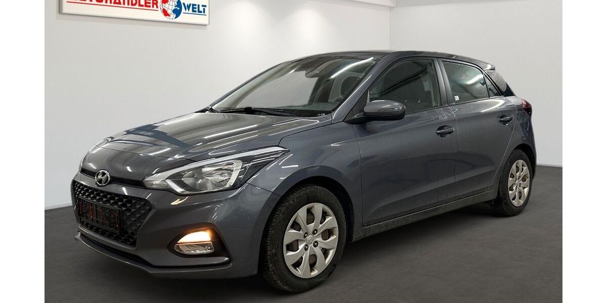 Hyundai i20 140.071 km 6.199 &euro; Berlin 12681