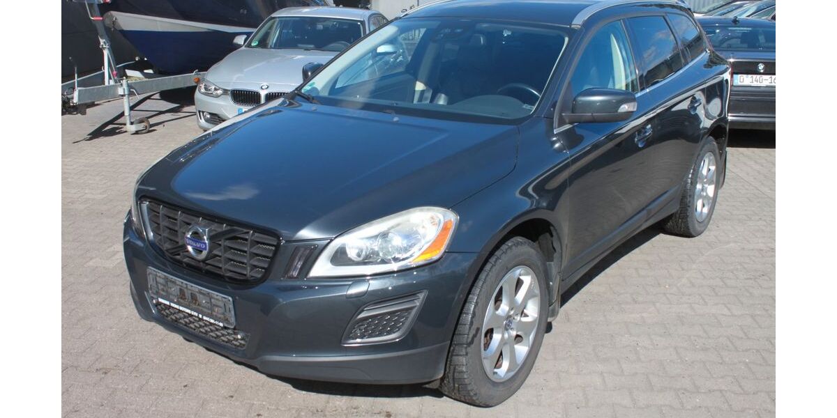 Volvo XC60 161.000 km 13.900 &euro; Berlin 12057
