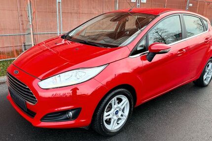 Ford Fiesta 182.000 km 3.999 € Berlin 12057