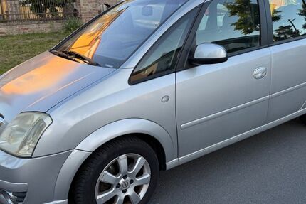Opel Meriva 97.000 km 2.000 &euro; Falkensee 14612