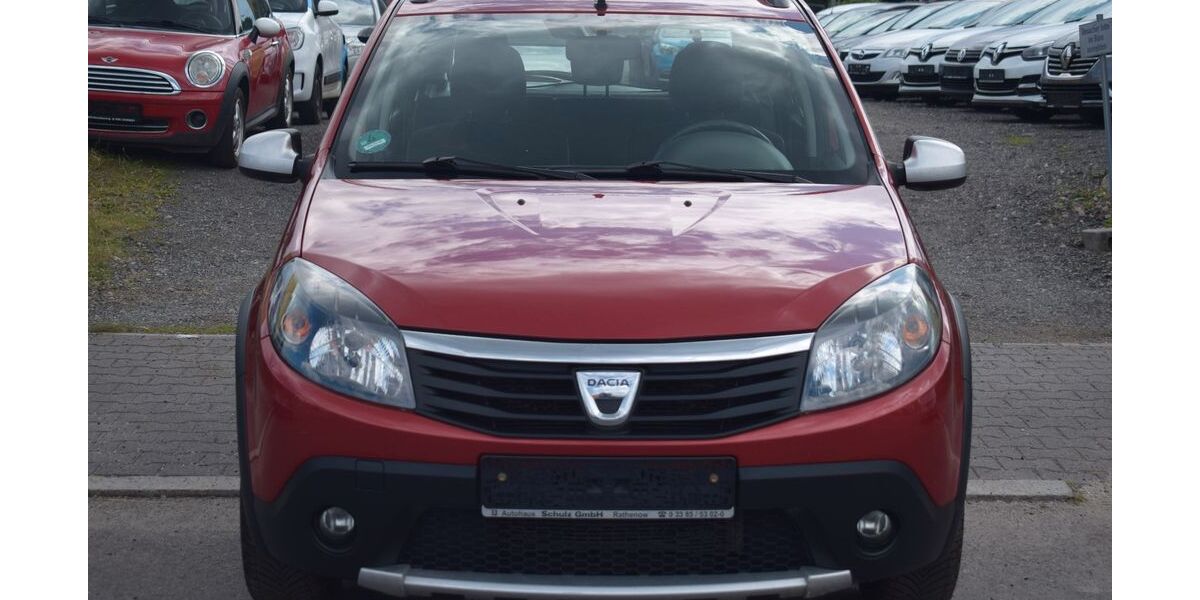 Dacia Sandero 132.000 km 4.699 &euro; Berlin 13597