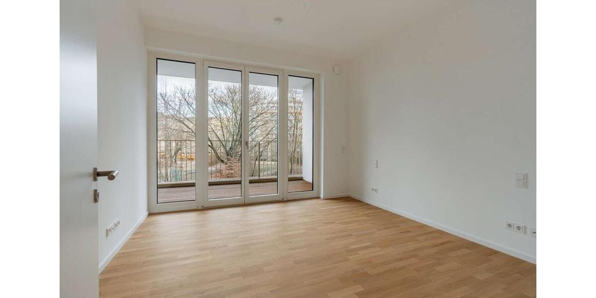 Etagenwohnung Berlin Tempelhof-Schöneberg - 2 Zimmer, 79 m&sup2;, 2.100&euro; | Angebot:26255362