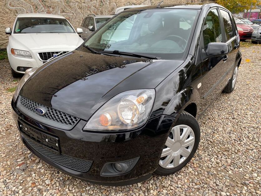 Ford Fiesta 170.000 km 2.950 € Berlin 10245
