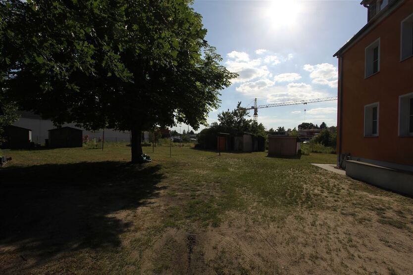 Schönes Mehrfamilienhaus im Ortskern von Caputh 14 zimmer