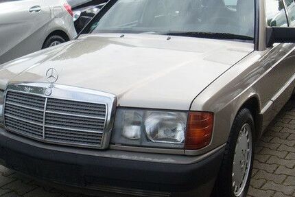 Mercedes-Benz 190 231.523 km 6.990 € Berlin-Schöneberg 12101