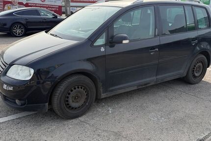 VW Touran 347.977 km 649 &euro; Berlin 10365