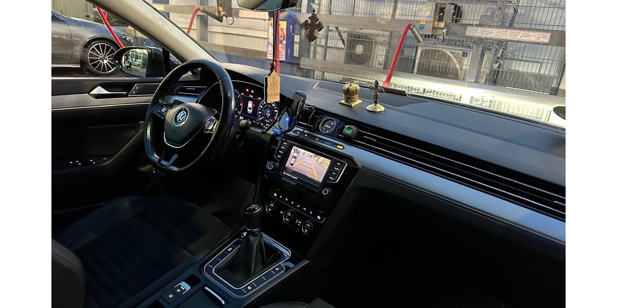 VW Passat 197.000 km 13.000 &euro; Berlin 10178