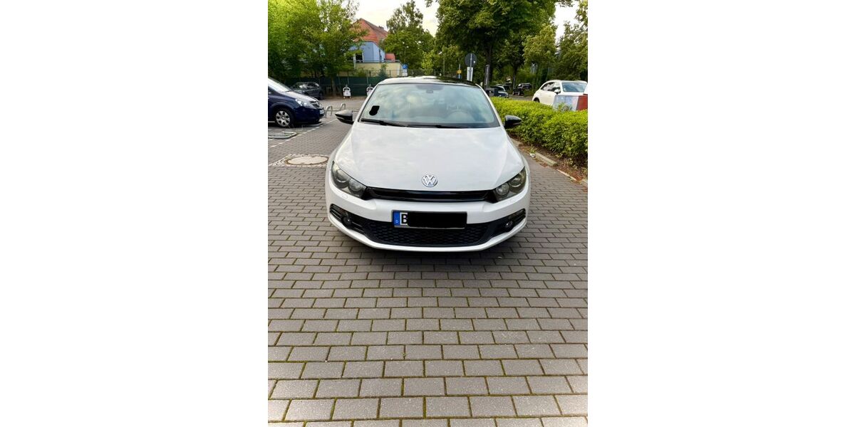 VW Scirocco 97.000 km 10.000 &euro; Berlin 12105