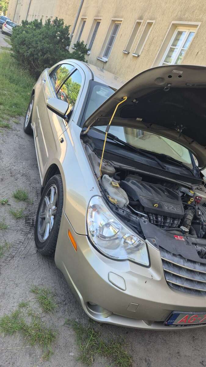 Chrysler Sebring 147.000 km 1.550 € Seddiner See 14554