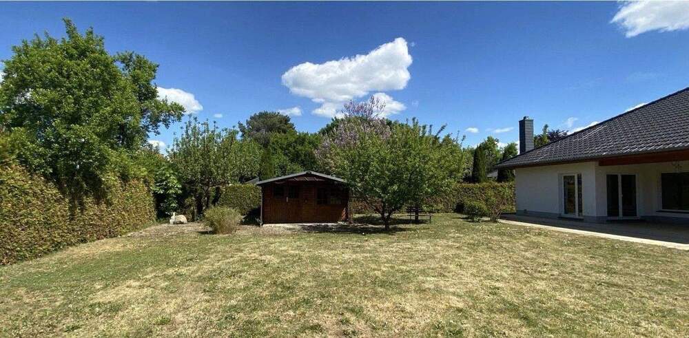 Bungalow Brieselang - 6 Zimmer, 186 m&sup2;, 865.000&euro; | Angebot:25657453
