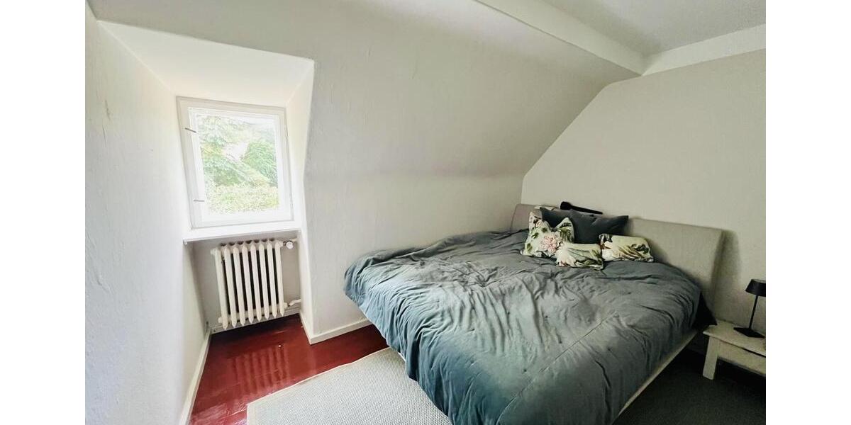 Möblierte Doppelhaushälfte bis April 2026 zu vermieten 5 zimmer