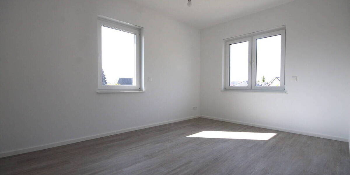 Einfamilienhaus Falkensee - 5 Zimmer, 153 m&sup2;, 2.950&euro; | Angebot:26862999