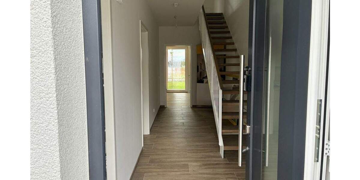 Doppelhaushälfte Beelitz - 4 Zimmer, 120 m&sup2;, 540.000&euro; | Angebot:25739976