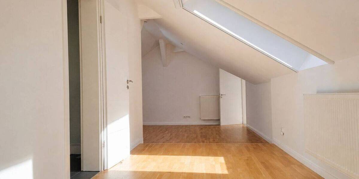 Einfamilienhaus Kleinmachnow - 9 Zimmer, 322 m&sup2;, 1.999.000&euro; | Angebot:26742027