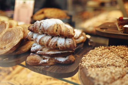 Gastronomie in Berlin 2.388,88 € 107 m²