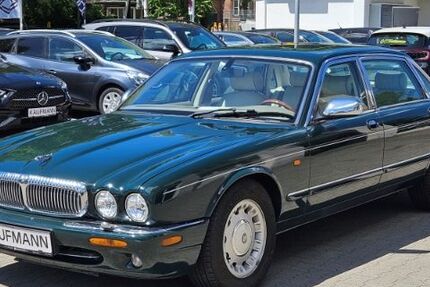 Jaguar Daimler 174.300 km 7.890 &euro; Berlin 12247