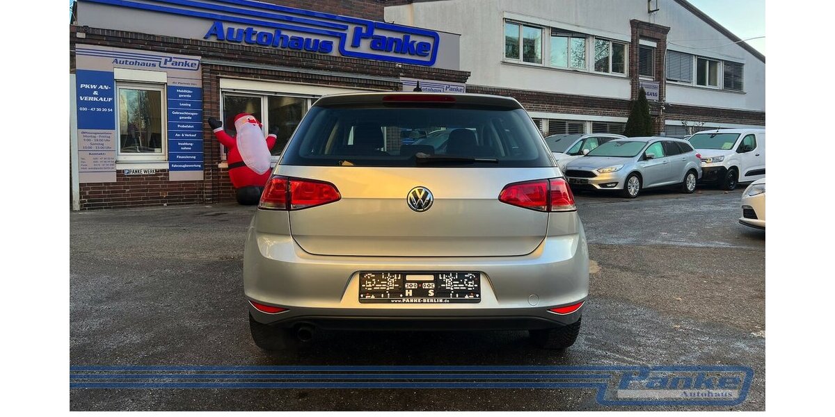 VW Golf VII BMT*Navi*Tempo*SHZ*Tel.*Touch* 120.529 km 8.990 &euro; Berlin 13187