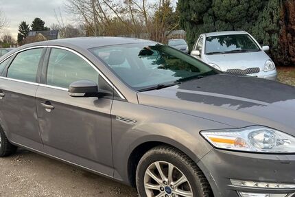 Ford Mondeo 105.000 km 6.400 &euro; Berlin 13127