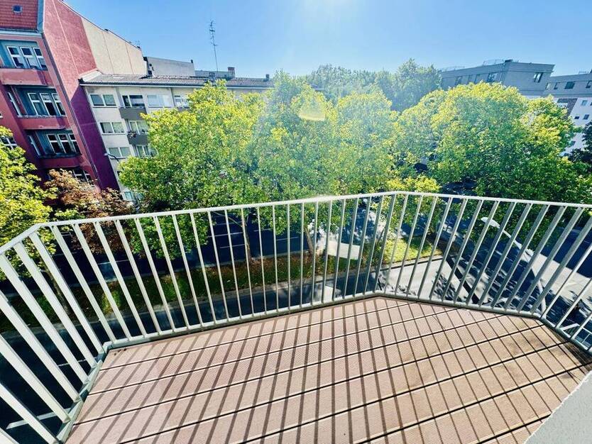 Helle NeubauWohnung mit modernem Komfort in Berlin-Schöneberg