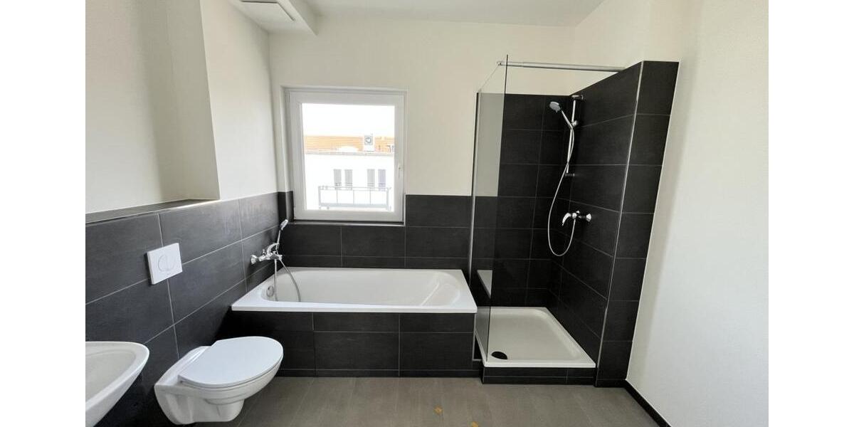Etagenwohnung Nauen - 4 Zimmer, 90 m&sup2;, 1.330&euro; | Angebot:26646412