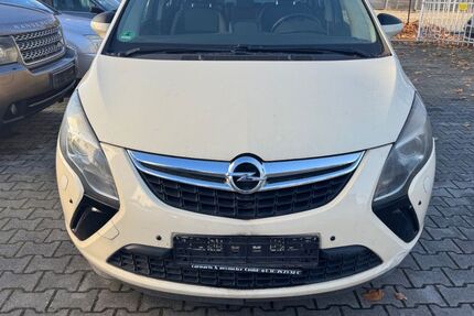 Opel Zafira Tourer 399.980 km 2.299 &euro; Berlin 12351