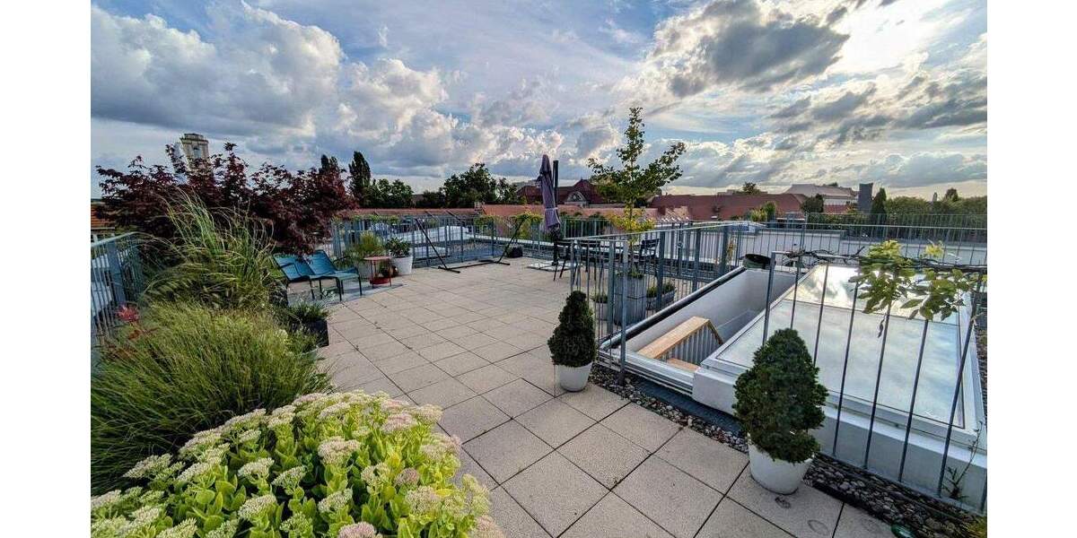 Etagenwohnung Potsdam Nördliche Innenstadt - 3 Zimmer, 129 m&sup2;, 2.200&euro; | Angebot:25760449