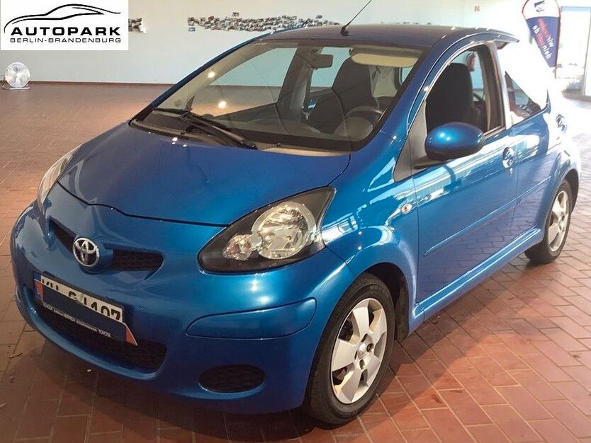 Toyota Aygo (X) 98.234 km 3.490 € Falkensee 14612