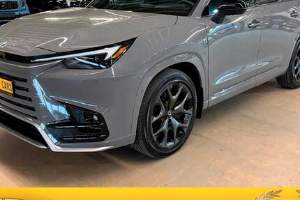 Lexus Andere 1.982 km 108.999 € Berlin 10785