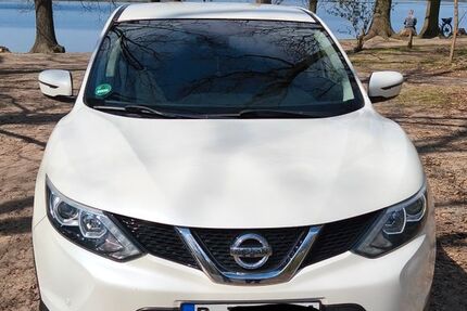 Nissan Qashqai 104.900 km 8.700 &euro; Berlin 13509