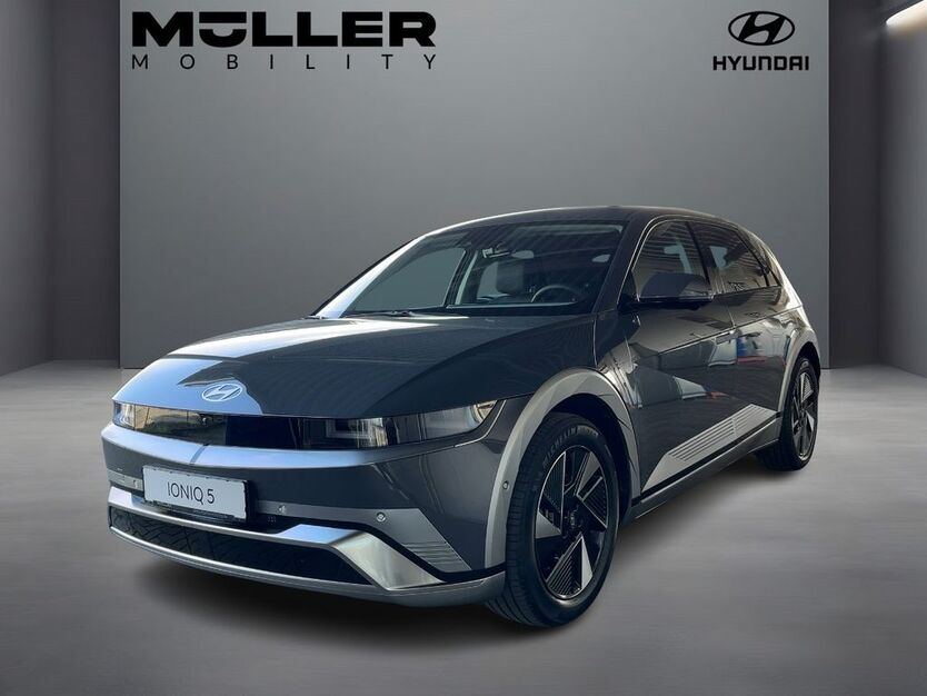 Hyundai IONIQ 5 2.990 km 47.888 € Berlin 13089
