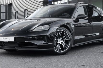 Porsche Taycan 3.900 km 94.900 &euro; Berlin 12487