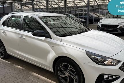 Hyundai i30 29.455 km 18.290 &euro; Ludwigsfelde (bei Berlin) 14974