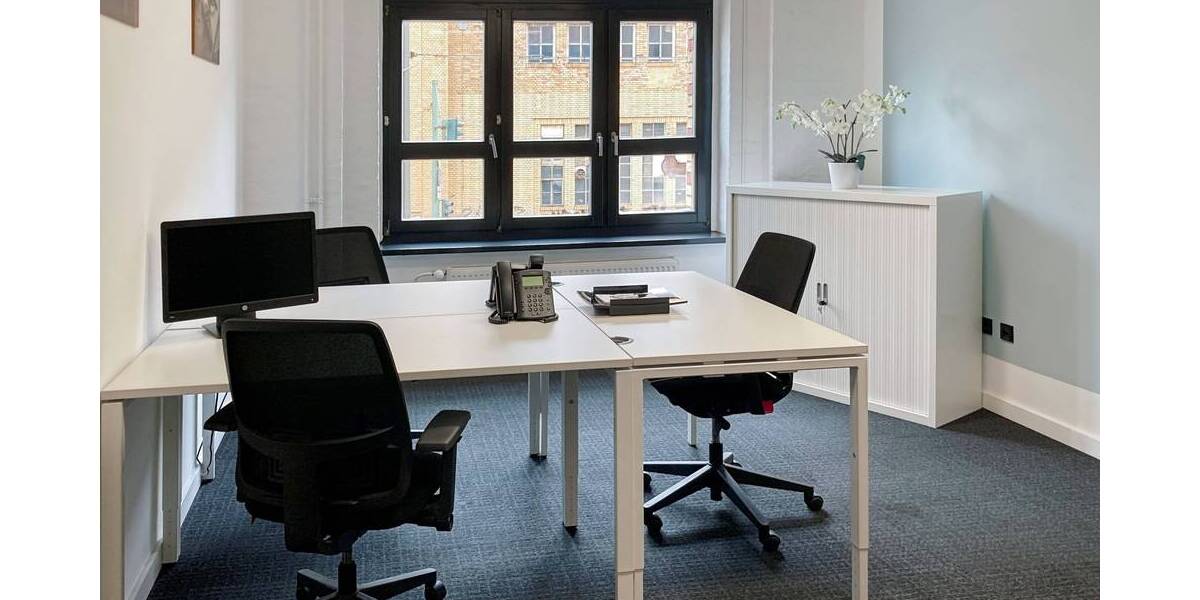 Privater Büroraum für 3 Personen in Regus Leuchtenfabrik zimmer