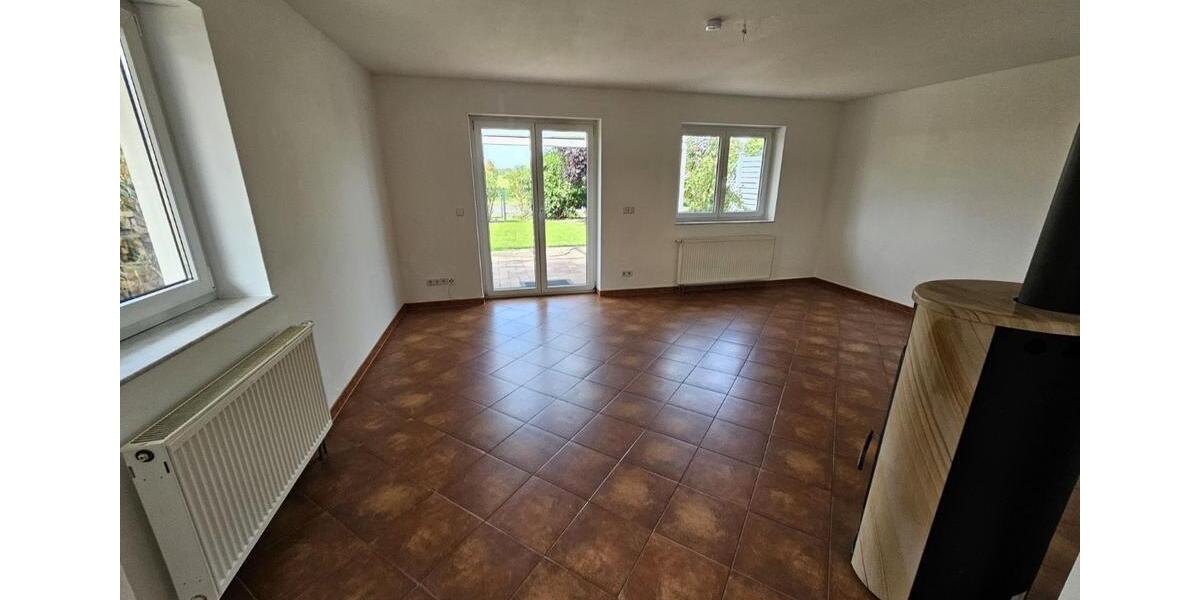 Neuwertige Doppelhaushälfte mit 4 Zimmern 4 zimmer