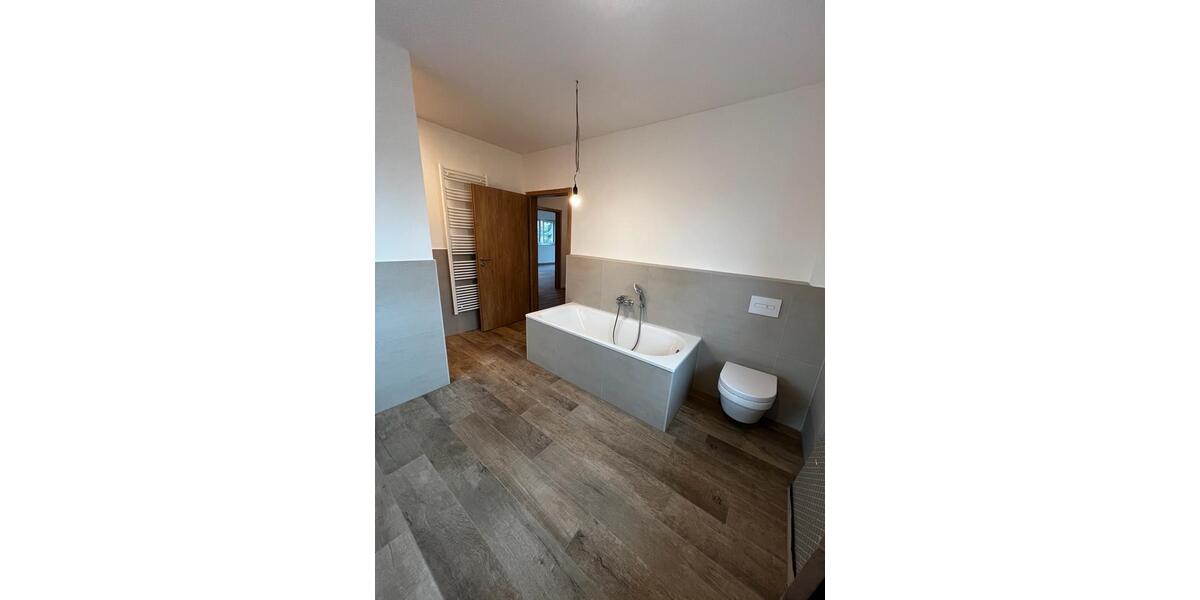 Etagenwohnung Brieselang - 3 Zimmer, 104 m&sup2;, 1.700&euro; | Angebot:26245213